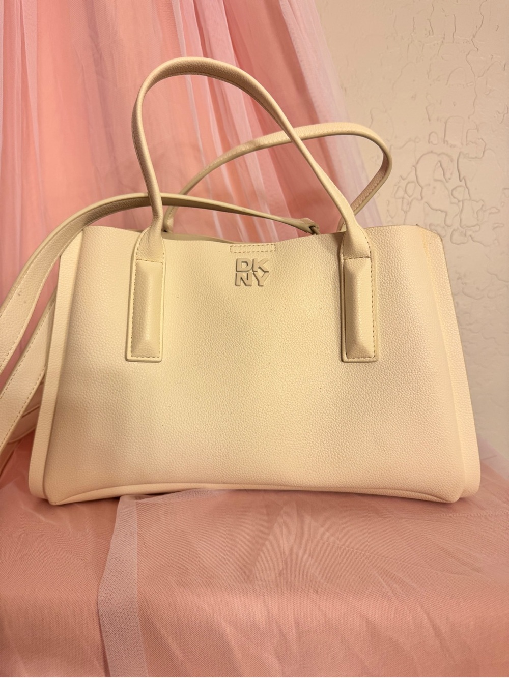 🛍️DKNY Josie Medium Women's Crossbody Satchel White Handbag